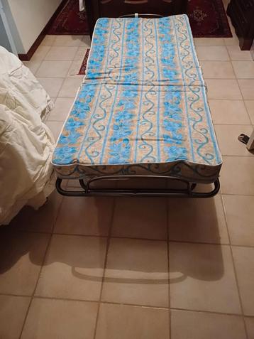 Plooibed., Enlèvement, Utilisé