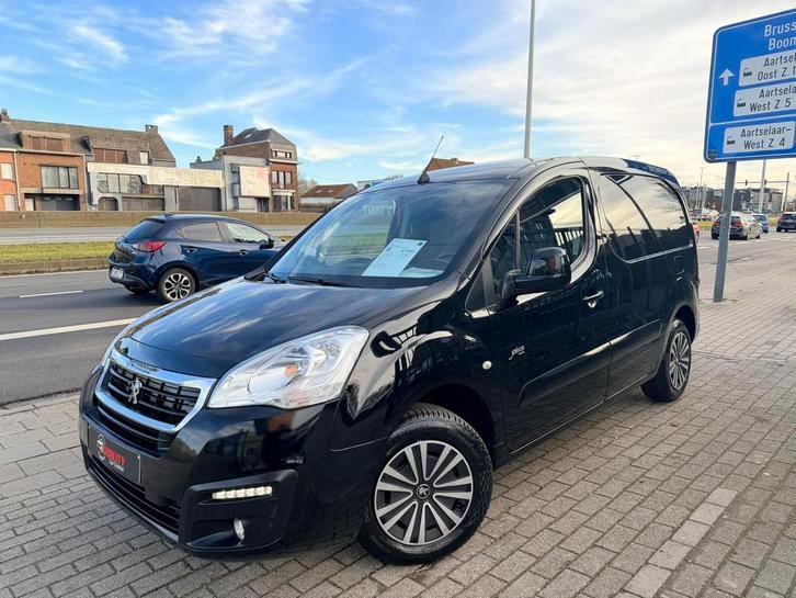 Peugeot Partner *GALICIA* 2016 069000km Navi Pdc Carplay 3pl, Auto's, Bestelwagens en Lichte vracht, Bedrijf, ABS, Airbags, Airconditioning