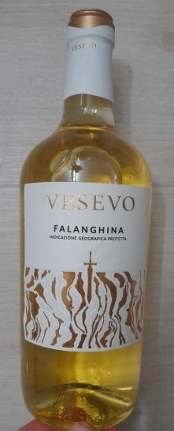 11 bouteilles de vin beschikbaar voor biedingen