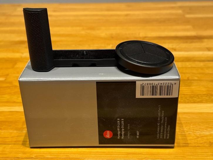 Originele Leica D-Lux 8 Handgrip + Automatic Lens Cap, Audio, Tv en Foto, Fotocamera's Digitaal, Nieuw, Compact, Overige Merken