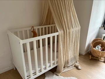 Bedje+hemel+matras beschikbaar voor biedingen
