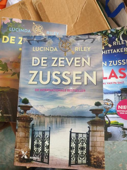 Lucinda Riley - De zeven zussen, Livres, Littérature, Comme neuf, Enlèvement ou Envoi