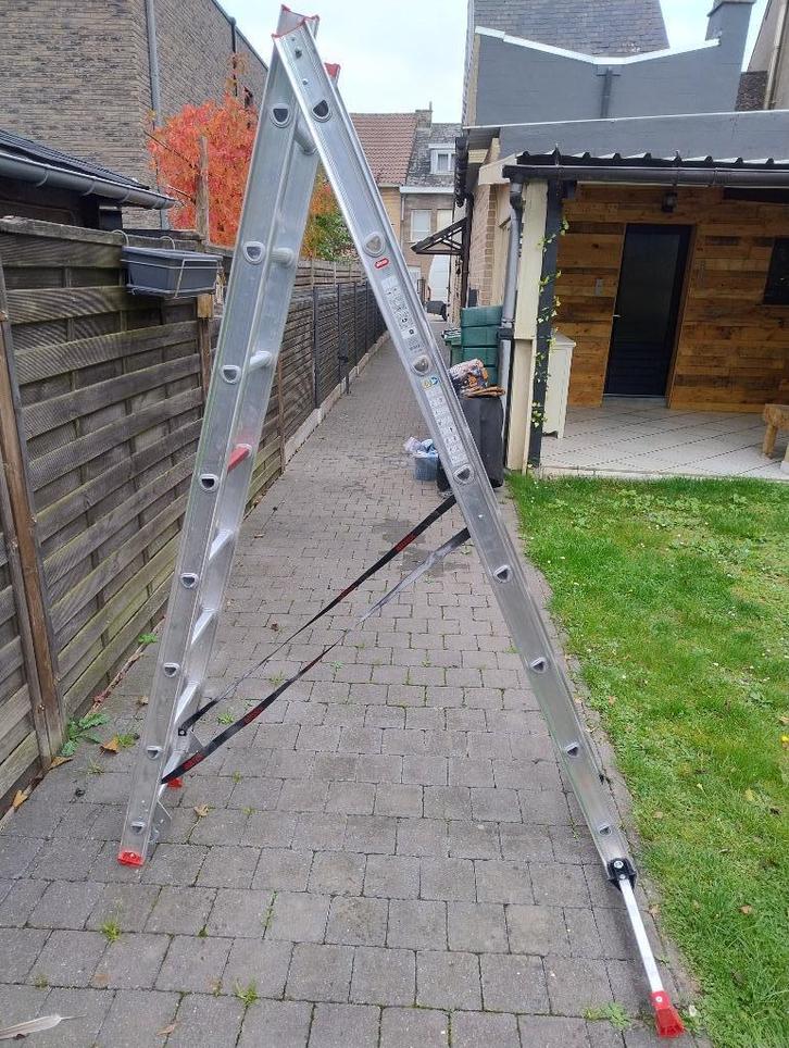 Ladder, Doe-het-zelf en Bouw, Ladders en Trappen, Zo goed als nieuw, Ladder, 2 tot 4 meter, Ophalen