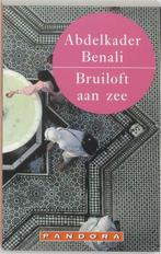 Te Koop Boek BRUILOFT AAN ZEE Abdelkader Benali, Enlèvement ou Envoi, Comme neuf, Abdelkader Benali, Pays-Bas
