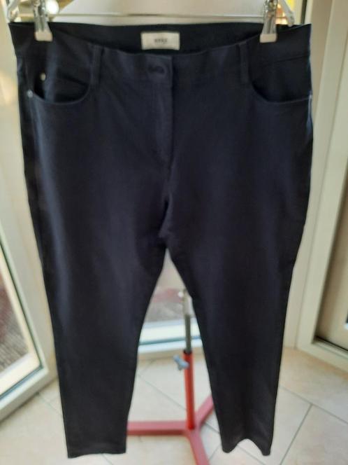 Mooie broek BRAX - 42, Vêtements | Femmes, Culottes & Pantalons, Comme neuf, Taille 42/44 (L), Bleu, Longs, Enlèvement ou Envoi