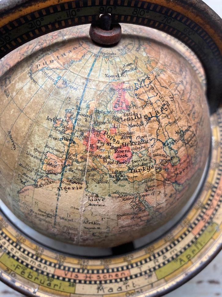 Antieke globe, Antiquités & Art, Antiquités | Bureau & Affaires, Enlèvement