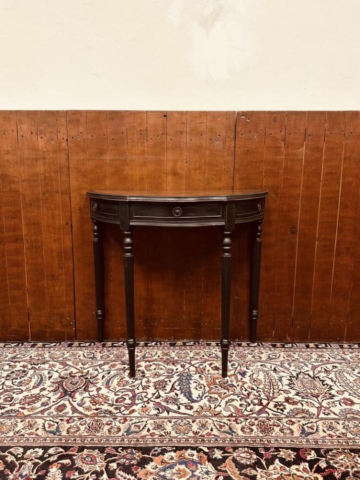 Klassiek Engelse Sidetable, Antiek en Kunst, Antiek | Kantoor en Zakelijk, Ophalen of Verzenden