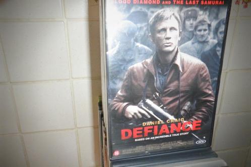 DVD Defiance.(Daniel Craig)., CD & DVD, DVD | Action, Comme neuf, Guerre, Enlèvement ou Envoi