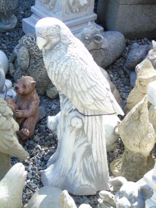 Pat stone parrot, nieuw! geweldige keuze!!!, Tuin en Terras, Tuinbeelden, Nieuw, Dierenbeeld, Steen, Ophalen