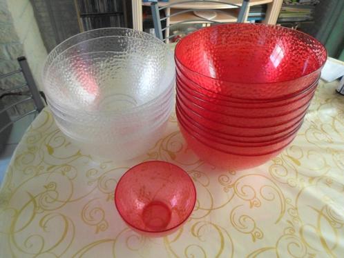 plastiek kommen en serveer lepels en vorken, Hobby en Vrije tijd, Overige Hobby en Vrije tijd, Zo goed als nieuw, Ophalen