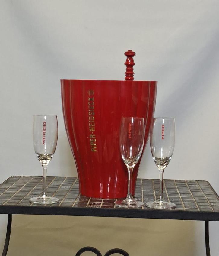Champagne emmer Piper-Heidsieck rood + 3 glazen, Verzamelen, Wijnen, Zo goed als nieuw, Champagne, Frankrijk, Ophalen of Verzenden