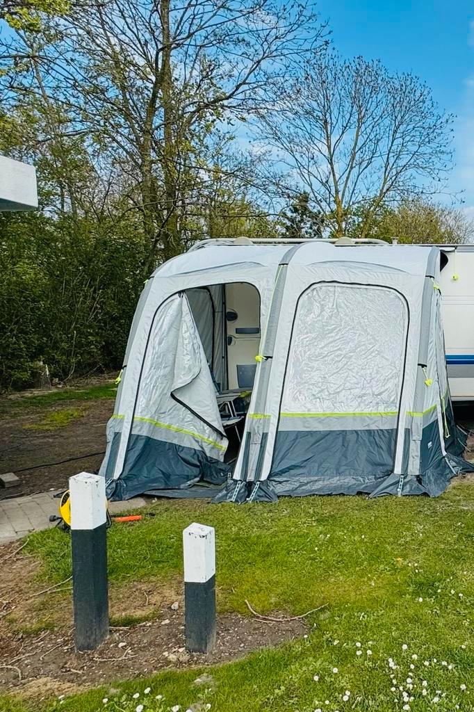 Opblaasbare voortent Marina Air 290 in zeer goede staat., Caravans en Kamperen, Tenten, Zo goed als nieuw, Ophalen