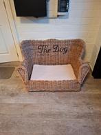 Grote rieten hondenmand, Dieren en Toebehoren, Ophalen, Zo goed als nieuw