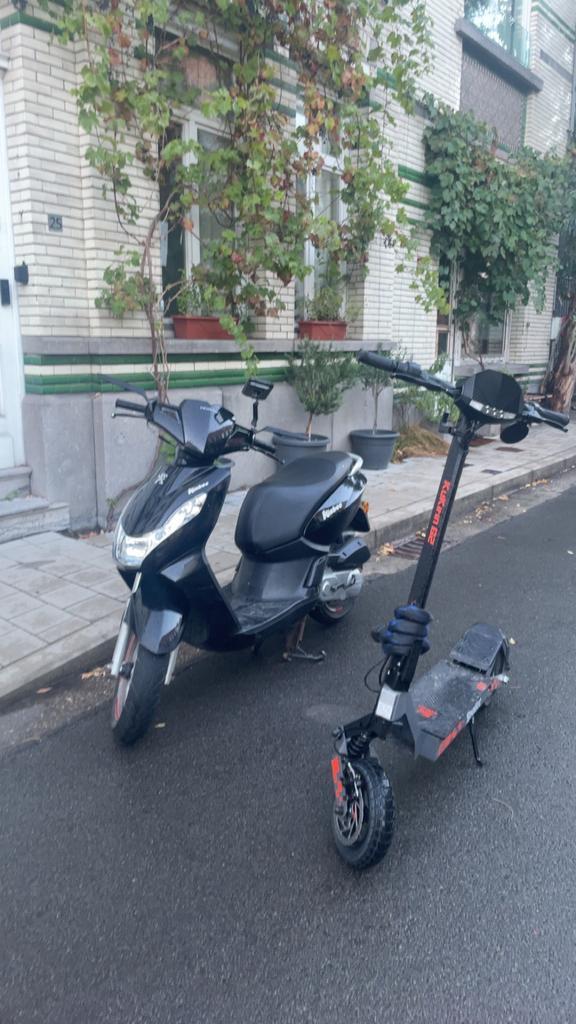 Kukirin g2, Fietsen en Brommers, Steps, Zo goed als nieuw, Elektrische step (E-scooter), Ophalen