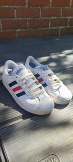 Vintage sneakers adidas maat 32 prima staat, Adidas, Gebruikt, Jongen of Meisje, Schoenen