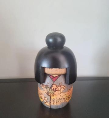 Mooie Kokeshi van Kazuo Takamizawa (1927-) beschikbaar voor biedingen