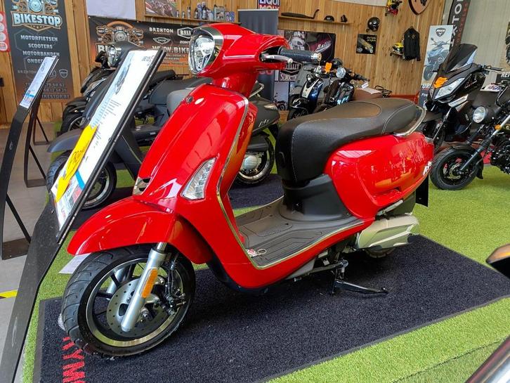 Kymco like 50, Fietsen en Brommers, Scooters | Overige merken, Nieuw, Klasse A (25 km/u), Benzine, Ophalen