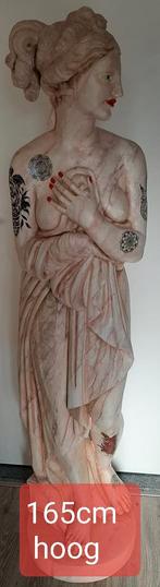 Tattoo girl beeld + sitetable, Enlèvement, Utilisé