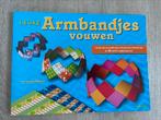 Armbandjes vouwen, Ophalen, Zo goed als nieuw