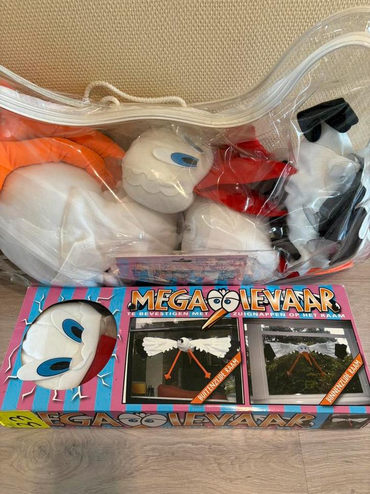 3 nieuwe ooievaars en 1 vlag., Kinderen en Baby's, Kraamcadeaus en Geboorteborden, Nieuw, Geboortebord, Ophalen