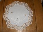 Napperon rond brodé(lot de 2), Ophalen of Verzenden, Nieuw