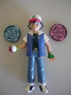 mooi vintage pokémon figuurtje Trainer Ash + 2 munten, Hobby en Vrije tijd, Verzamelkaartspellen | Pokémon, Overige typen, Gebruikt
