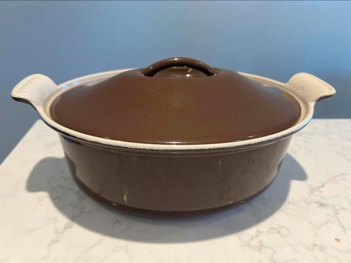 Cousances ovaal 26 cm chocolade bruin in nieuwstaat, Huis en Inrichting, Keuken | Potten en Pannen, Zo goed als nieuw, Koekenpan of Braadpan