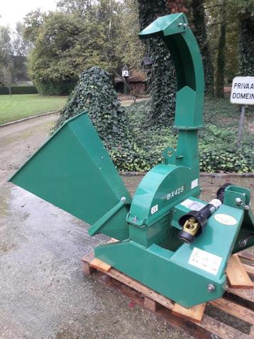 houthakselaar beschikbaar voor biedingen