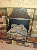 Decoratieve open haard / sierhaard met metalen kap, Ophalen, Zo goed als nieuw, Inzethaard, Overige soorten