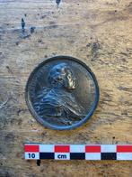 Medaille Karel Alexander van Lotharingen., Verzenden, Zilver