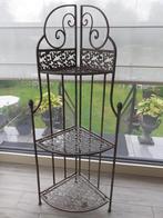 Te koop een metalen hoekplank, Ophalen, Zo goed als nieuw