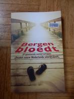 Bergen bloedt - 20 spannende zomerverhalen, Boeken, Gelezen, Ophalen of Verzenden, Nederland, 20 verschillende auteurs