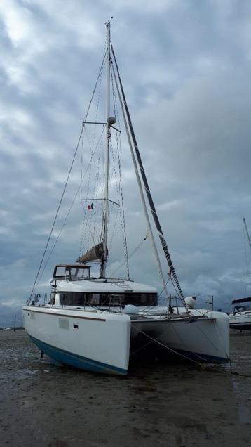 Catamaran à voile LAGOON 39