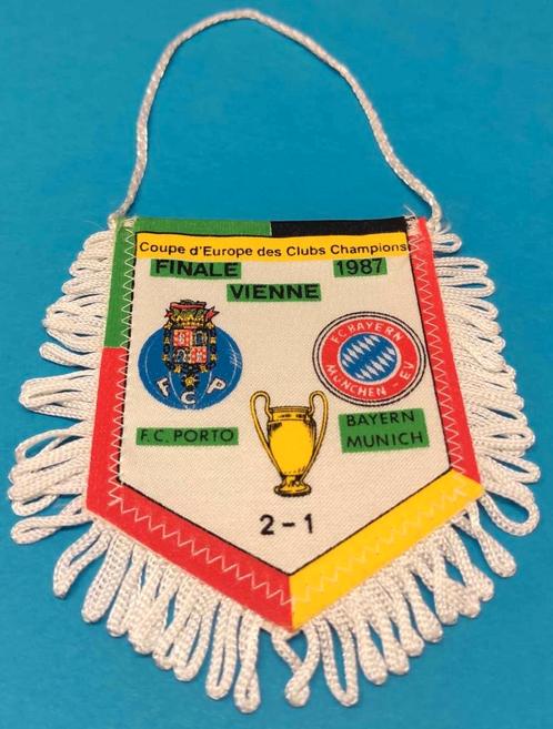 Porto - Bayern München 1987 prachtig vintage vaantje vaan, Verzamelen, Sportartikelen en Voetbal, Zo goed als nieuw, Vaantje of Sjaal