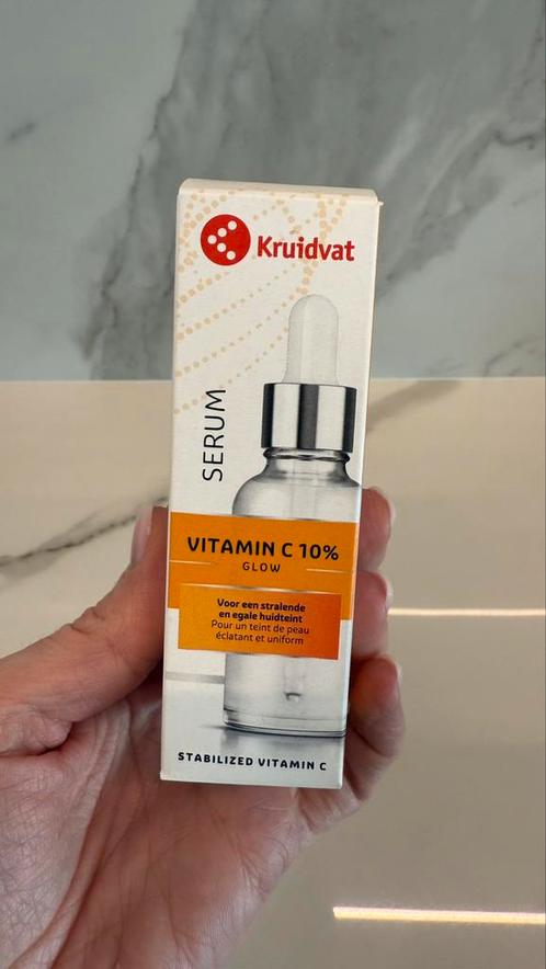 Kruidvat Vitamin C 10% Glow Serum, Handtassen en Accessoires, Uiterlijk | Gezichtsverzorging, Nieuw, Verzorging, Gehele gezicht