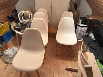 6 Stoelen  beschikbaar voor biedingen