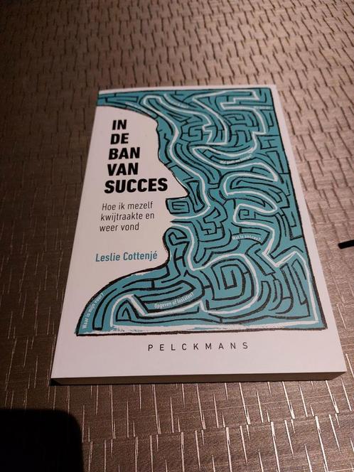 Leslie Cottenjé - In de ban van succes, Boeken, Politiek en Maatschappij, Nieuw, Ophalen of Verzenden