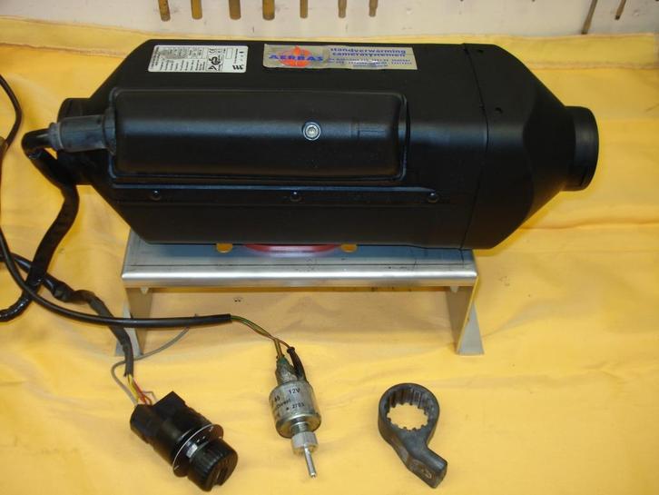 Eberspacher B1LC Compact 12 Volt Benzine Verwarming  Webasto, Watersport en Boten, Accessoires en Onderhoud, Zo goed als nieuw