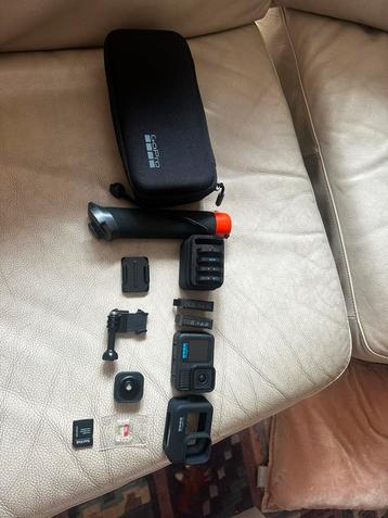 Gopro hero 13 black met veel toebehoren beschikbaar voor biedingen