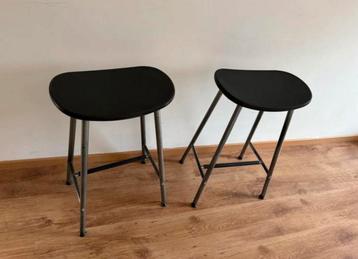Set van 2 moderne zwarte barkrukken - Design by Chris Martin beschikbaar voor biedingen
