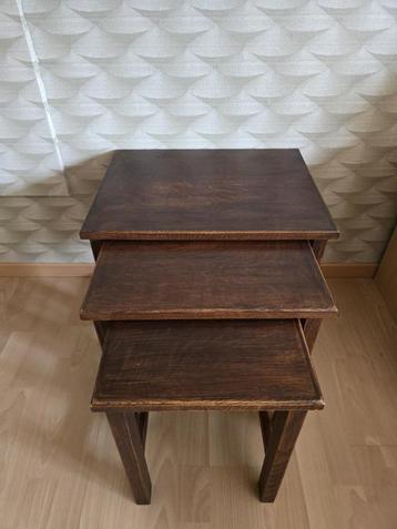 Set van 3 siertafeltjes beschikbaar voor biedingen