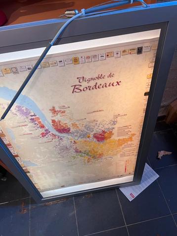 Verlichte kader voor poster beschikbaar voor biedingen