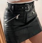 Korte leren rokjes met ritsen maat XS, Kleding | Dames, Rokken, Ophalen of Verzenden, Zo goed als nieuw, Maat 34 (XS) of kleiner