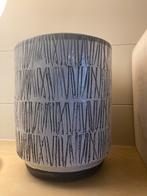 Vase en céramique, Utilisé