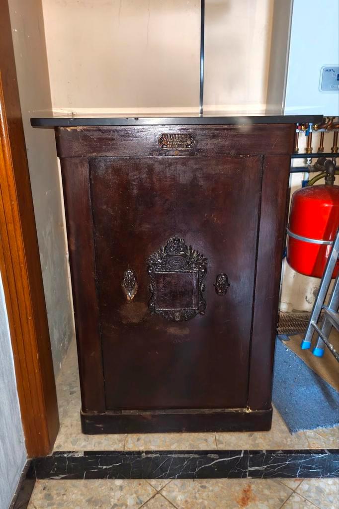 Coffre-fort ancien du début du XXème siècle, Maison & Meubles, Extincteurs & Coffres-forts, Utilisé, Coffre-fort, Enlèvement ou Envoi