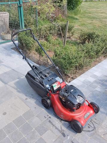 Rover grasmaaier Benzine zelftrekker en electrische starter beschikbaar voor biedingen