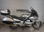 Honda ST1300 Pan European ABS + Garantie + GRATIS onderhoud!, Motoren, Motoren | Honda, 4 cilinders, Motorrijbewijs A, Bedrijf