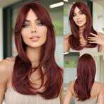 Pruik lang haar in laagjes met slagen in mahonie rood, Envoi, Neuf