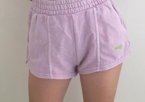 Bershka short lilas t.M tb état, Vêtements | Femmes, Culottes & Pantalons, Porté, Taille 38/40 (M), Courts, Enlèvement ou Envoi