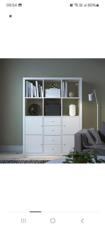 Armoire Ikea Kallax avec tiroirs et portes
